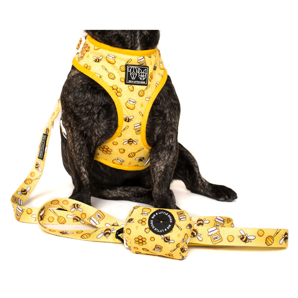 Big & Little Dogs Poop Bag Holder: Bee-Hiving